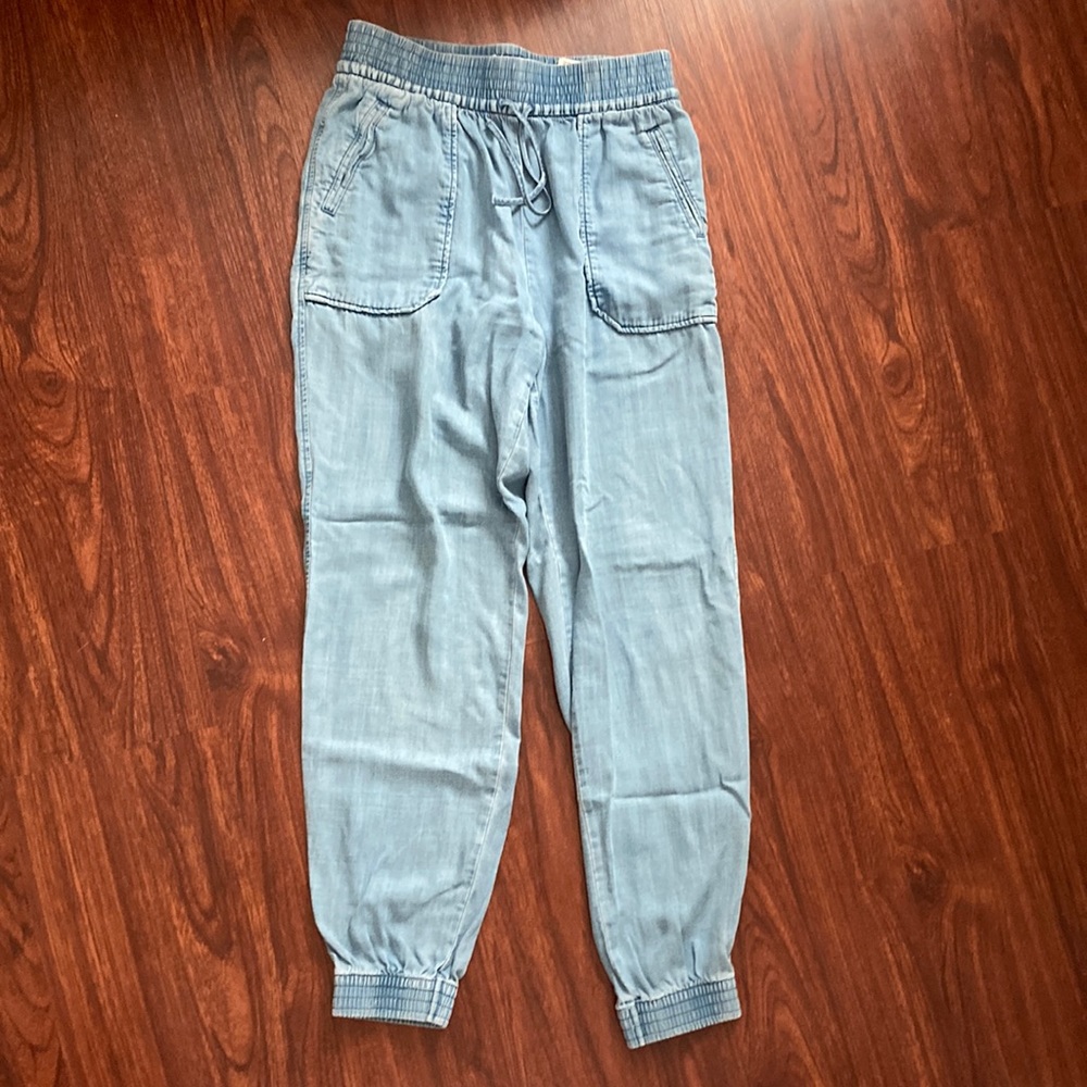 H&M | Jean-like Sweat Pants